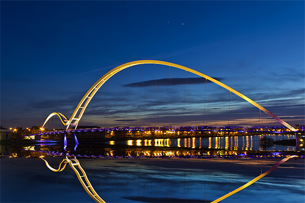 Infinity Bridge Reflection. Picture Board by Kevin Tate