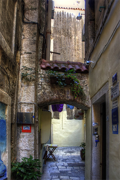 An Alleyway in Old Split Picture Board by Tom Gomez