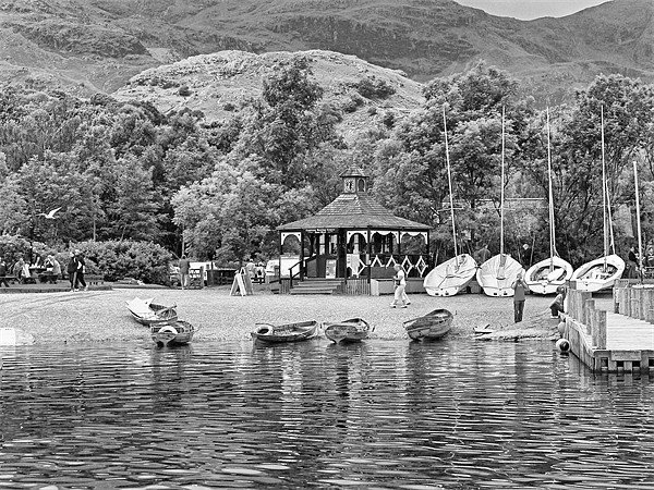 Boat Hire - B&W Picture Board by Tom Gomez