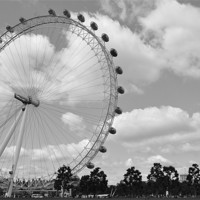 Buy canvas prints of Great London Eye by Lise Baker