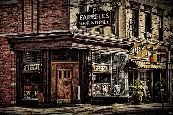Farrells Bar & Grill Picture Board by Chris Lord