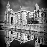 Buy canvas prints of The Liver Building by Lilian Marshall