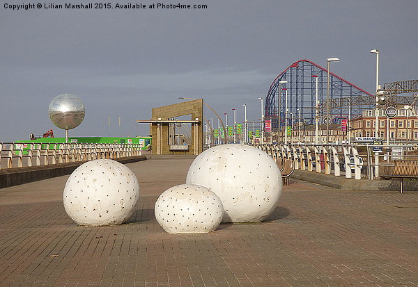  South Promenade Blackpool. Picture Board by Lilian Marshall