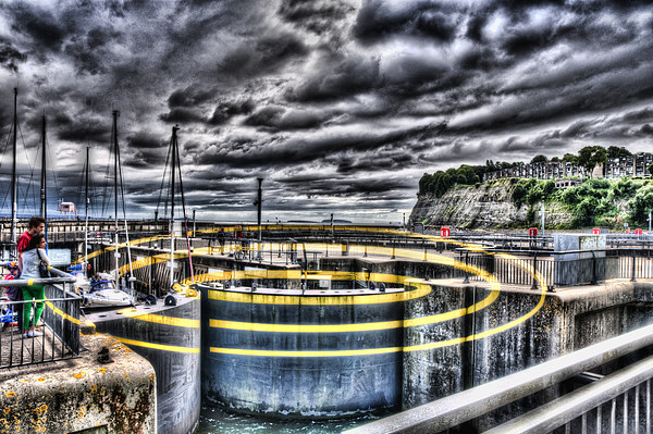 Concentric Circles Cardiff Bay Barrage Picture Board by Steve Purnell