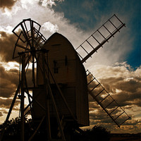 Buy canvas prints of Chishill Windmill by Richard Thomas