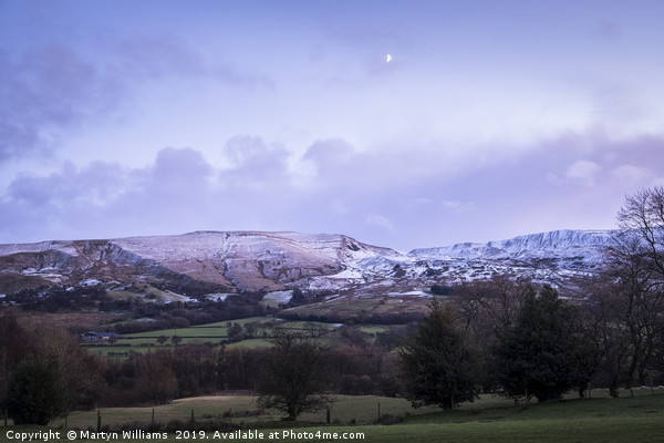 Moonrise Over Mam Tor Picture Board by Martyn Williams