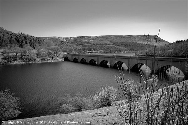 Ashopton Viaduct, Ladybower Reservoir Picture Board by K7 Photography