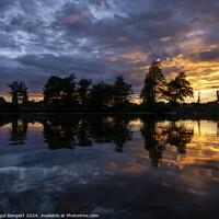 Buy canvas prints of Matching Green Pond Sunset by Nigel Bangert