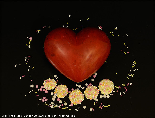 Sweet Heart Picture Board by Nigel Bangert