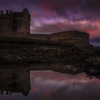 Buy canvas prints of Broughty Ferry Castle by Ben Hirst