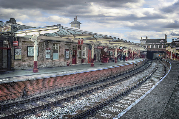 Platform 4 Picture Board by Colin Metcalf