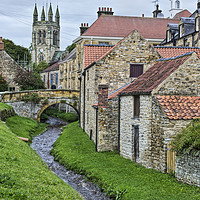 Buy canvas prints of Helmsley by Colin Metcalf
