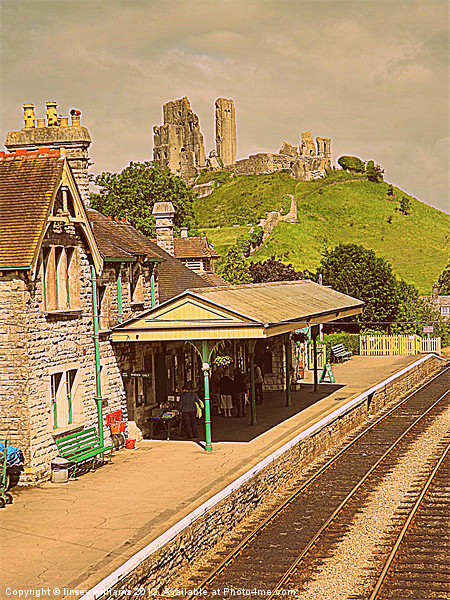 Corfe castle railway station Picture Board by Linsey Williams
