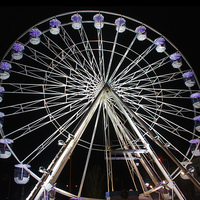 Buy canvas prints of  Leicester's Big Wheel 3 by Linsey Williams