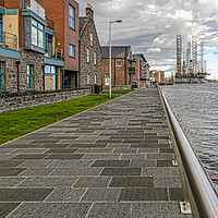 Buy canvas prints of Riverside Walk Dundee by Valerie Paterson