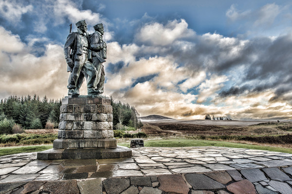 Commando Memorial  Framed Mounted Print by Valerie Paterson