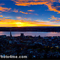Buy canvas prints of Dundee Dawn Panorama by Derek Whitton