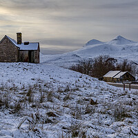 Buy canvas prints of Cul Mor a Winter Scene by Derek Beattie