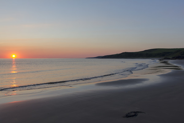 Sunset at Killantringan Bay Picture Board by Derek Beattie