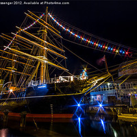 Buy canvas prints of RRS Discovery Dundee. by Paul Messenger