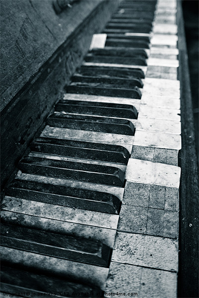 piano keys Picture Board by Jo Beerens