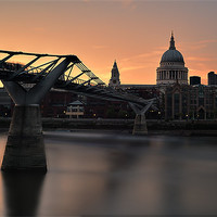 Buy canvas prints of St Pauls Catherdral by Dean Messenger