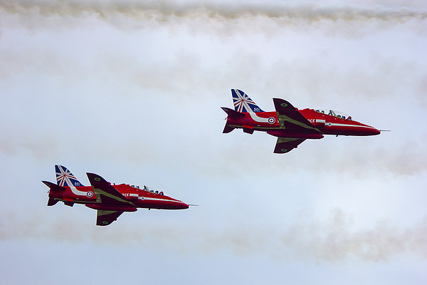 Red Arrows Duo Picture Board by Dean Messenger