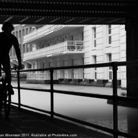 Buy canvas prints of Camden Cyclists by Julian van Woenssel