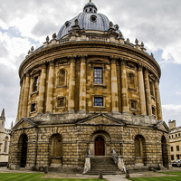 Buy canvas prints of  Radcliffe Camera by Sean Foreman