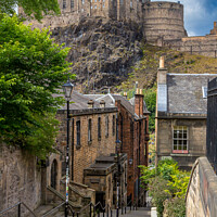 Buy canvas prints of The Vennel Below Edinburgh Castle by Bill Buchan
