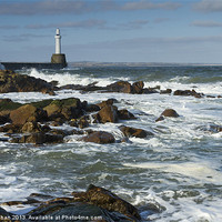 Buy canvas prints of Aberdeen Harbour Light Photo by Bill Buchan