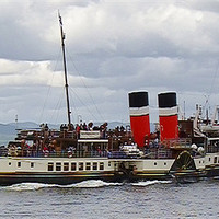 Buy canvas prints of The Waverley Paddle Steamer by Dawn Gillies