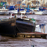 Buy canvas prints of maldon quay in essex by linda cook
