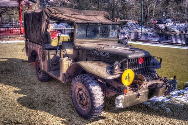 USA Army Jeep Picture Board by Alan Matkin