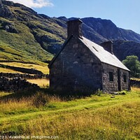 Buy canvas prints of Glendhu Bothy, Highlands, Scotland by Lee Osborne