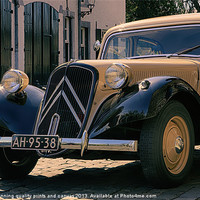Buy canvas prints of An old Citroen Traction Avant by Mark Bunning
