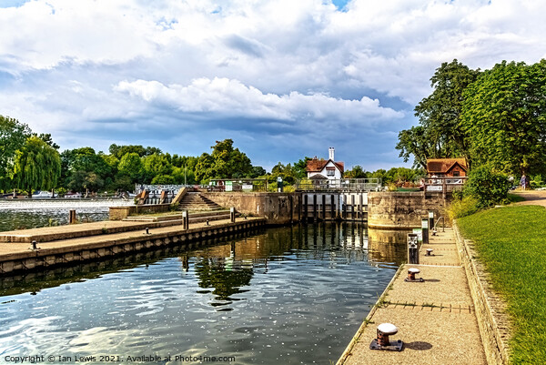 Approaching Goring on Thames Lock Picture Board by Ian Lewis