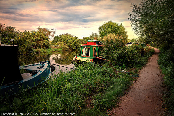 Serenity on the Kennet Picture Board by Ian Lewis