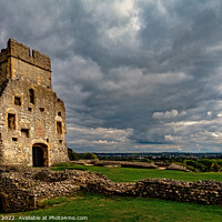 Buy canvas prints of The Majestic Gatehouse of Donnington Castle by Ian Lewis