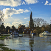 Buy canvas prints of St Helens Church Abingdon by Ian Lewis