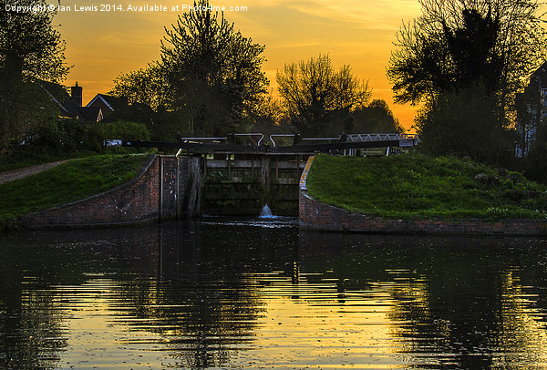 Sunset at Aldermaston Lock Picture Board by Ian Lewis