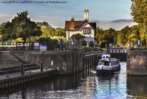  Goring on Thames Lock Picture Board by Ian Lewis