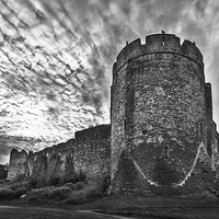 Buy canvas prints of Chepstow Castle by Ian Lewis