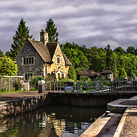 Buy canvas prints of The Lock At Iffley by Ian Lewis