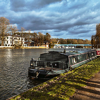 Buy canvas prints of The Thames Path At Cookham by Ian Lewis