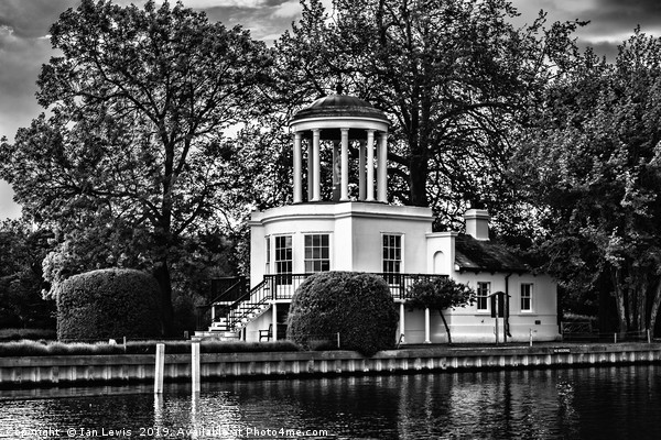 Temple Island near Remenham  Picture Board by Ian Lewis