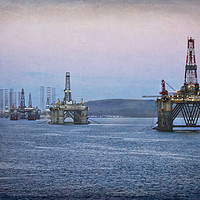 Buy canvas prints of Approaching Invergordon by Ian Lewis