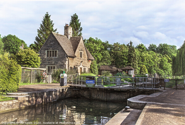 Iffley Lock Near Oxford Picture Board by Ian Lewis