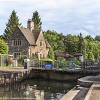 Buy canvas prints of Iffley Lock Near Oxford by Ian Lewis