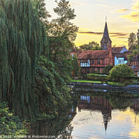 Buy canvas prints of Thames Backwater at Whitchurch by Ian Lewis